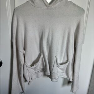 Cozy Cream Hoodie with Front Pockets